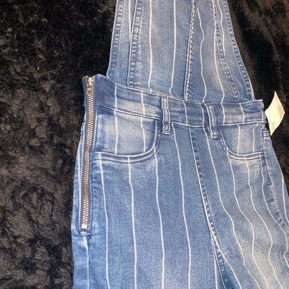 H&M striped denim overalls - Picture 5 of 6